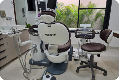 Clinic chair and setup